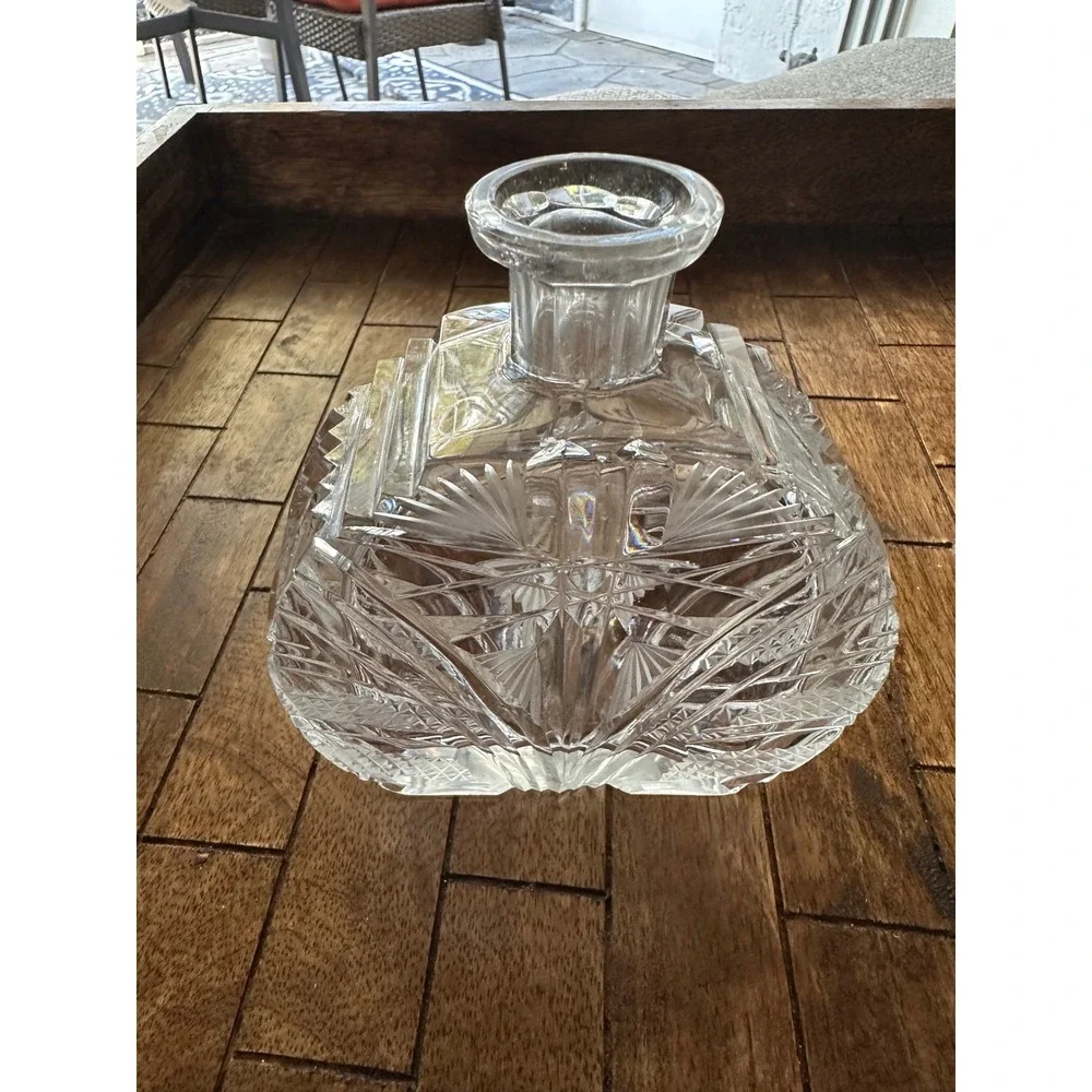 Vintage Cut Crystal Liquor Decanter‎ with Large Sculpted Stopper Barware EUC